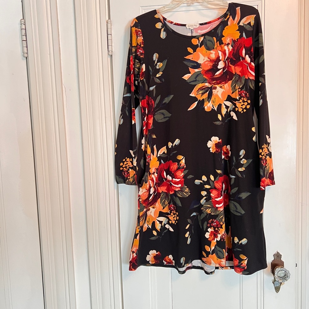 Sweet Pea Floral Long Sleeve Dress